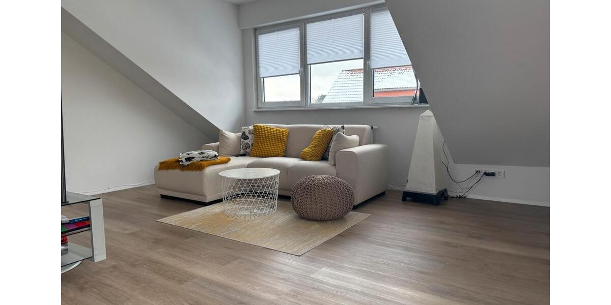 Dachgeschoßwohnung Oberursel (Taunus) - 2.5 Zimmer, 70 m&sup2;, 1.500&euro; | Angebot:25718520