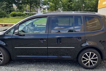 VW Touran 270.000 km 4.700 &euro; Bad Homburg 61352