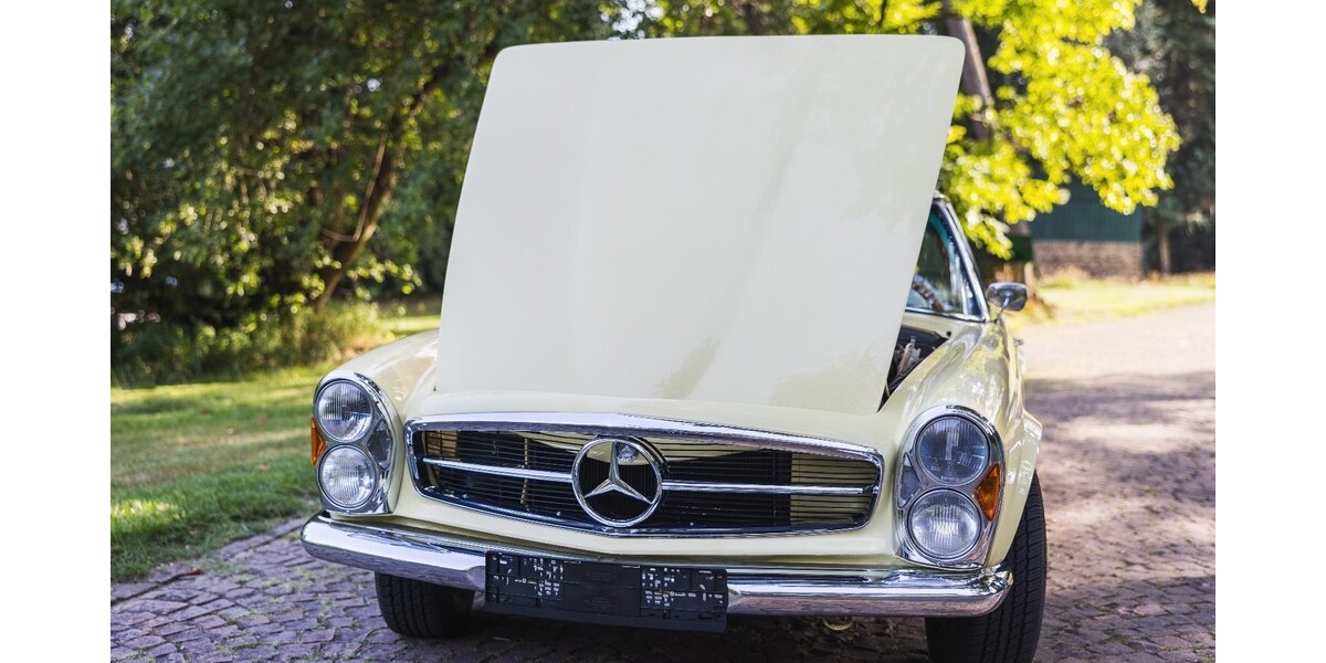 Mercedes-Benz 230SL 17.800 km 110.000 &euro; Oberursel (Taunus) 61440