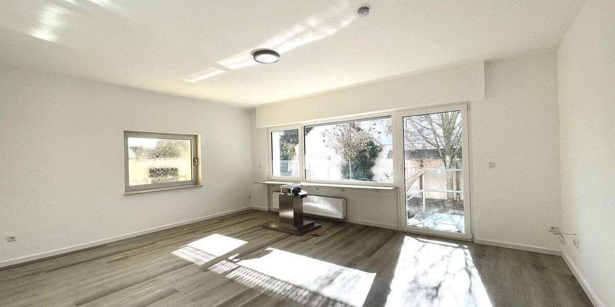 Einfamilienhaus Bad Homburg Ober-Erlenbach - 1 Zimmer, 322 m&sup2;, 3.400&euro; | Angebot:25691126