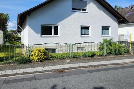 Haus Rodgau - 10 Zimmer, 200 m&sup2;, 735.000&euro; | Angebot:26636806