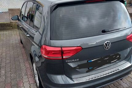 VW Touran 189.000 km 14.700 &euro; Karben 61184