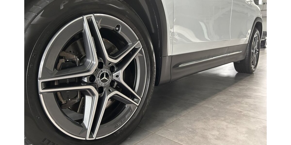 Mercedes-Benz GLB 250 4M AMG PREMIUM DISTRONIC- BURMESTER-360° 14.836 km 50.489 &euro; Groß-Umstadt 64823