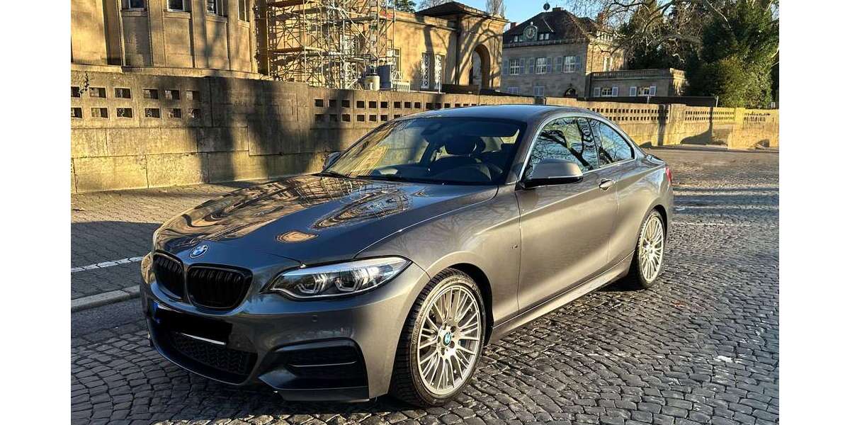 BMW 240 95.000 km 32.799 &euro; Frankfurt am Main, Stadt 60320