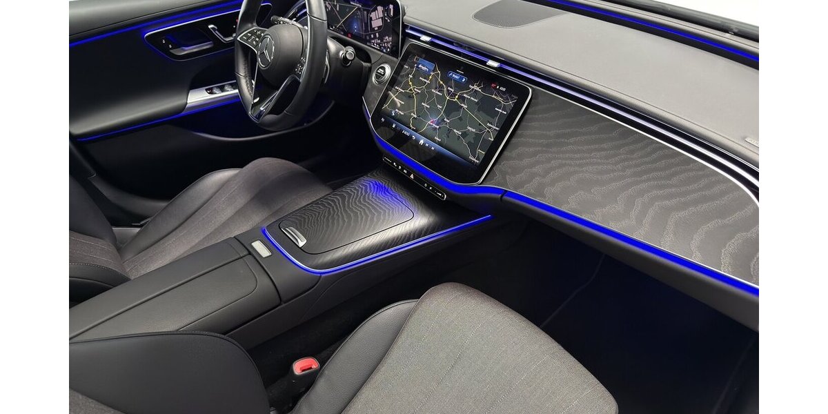 Mercedes-Benz E 300 T de AVANTGARDE AIRMATIC-DISTRONIC-PANO-19 26.702 km 50.889 &euro; Groß-Umstadt 64823