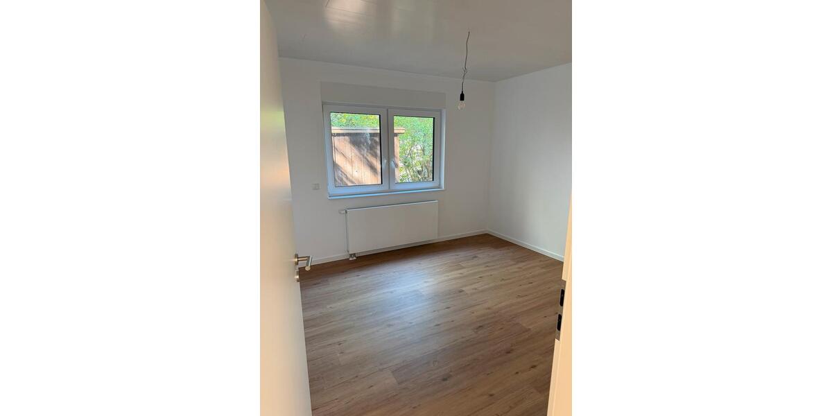 Bungalow Langen (Hessen) - 4 Zimmer, 140 m&sup2;, 2.200&euro; | Angebot:26412462