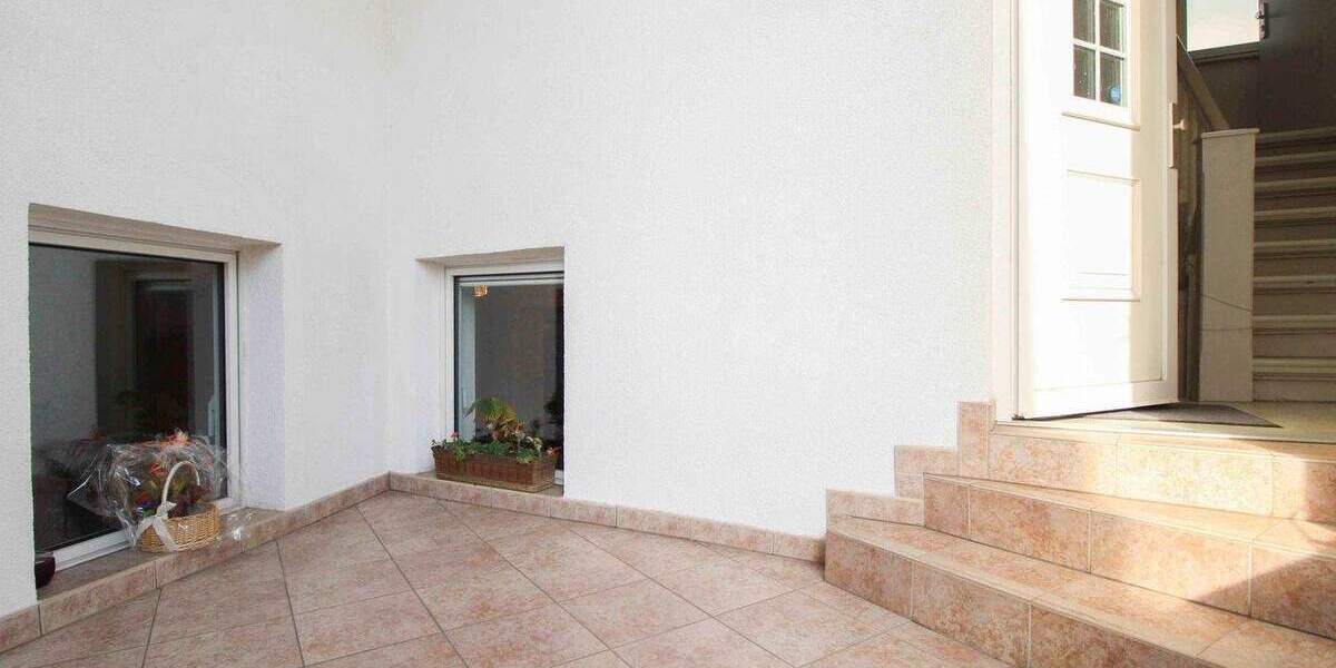 Einfamilienhaus Frankfurt am Main Rödelheim - 6 Zimmer, 799.000&euro; | Angebot:25715917