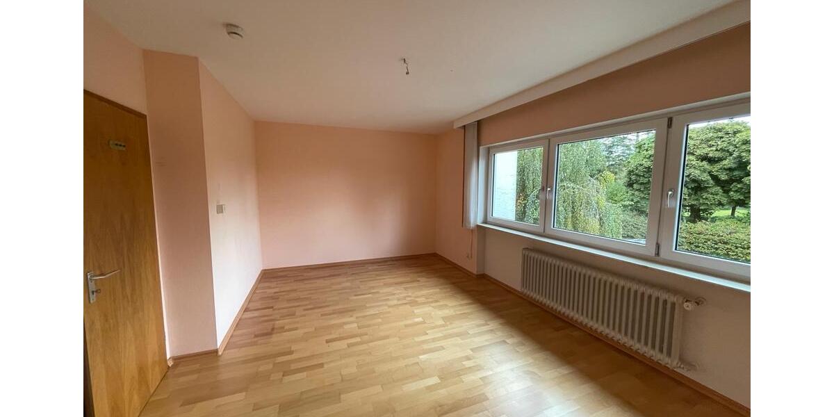 Reihenhaus Steinbach (Taunus) - 7 Zimmer, 162 m&sup2;, 720.000&euro; | Angebot:25006358