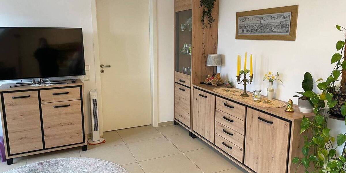Etagenwohnung Bruchköbel - 2 Zimmer, 56 m&sup2;, 620&euro; | Angebot:26080043