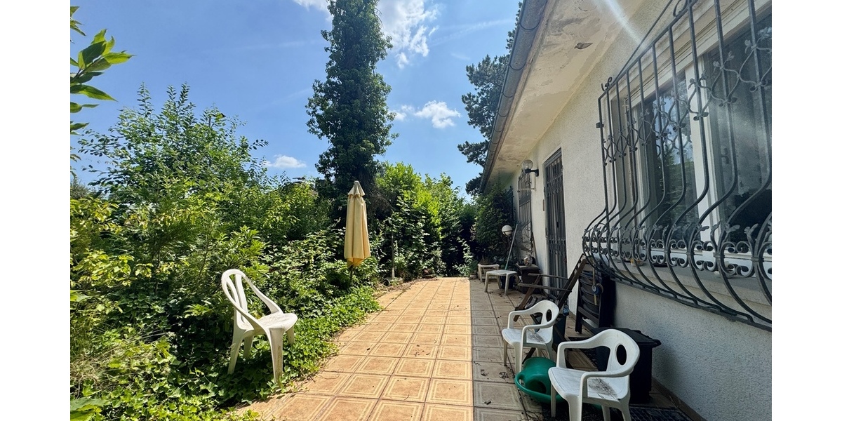 Oberursel - Oberstedten: Großzügiges Grundstück mit Altbestand! - Einfamilienhaus Oberursel | Angebot:22081672