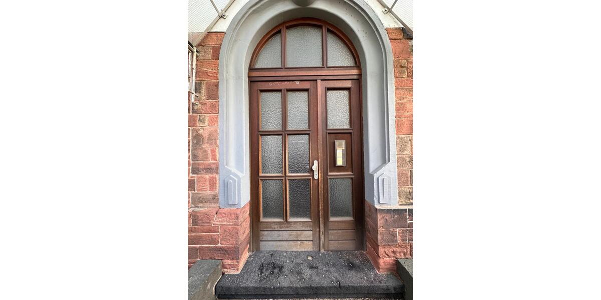 Etagenwohnung Frankfurt am Main West - 5 Zimmer, 130 m&sup2;, 2.000&euro; | Angebot:25646674