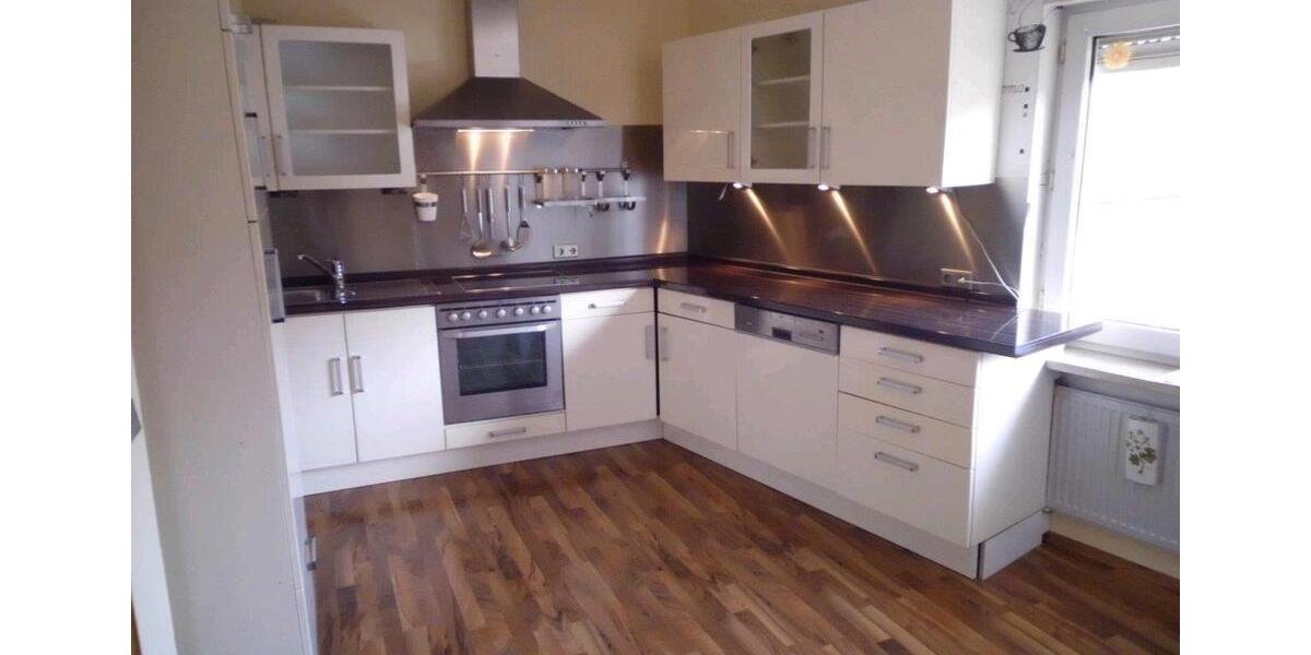 Etagenwohnung Dreieich - 2 Zimmer, 102 m&sup2;, 1.150&euro; | Angebot:25870294