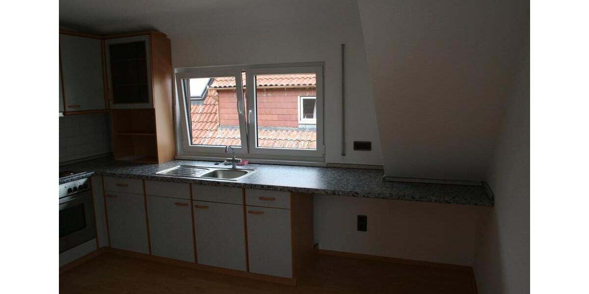 Dachgeschoßwohnung Dreieich - 2 Zimmer, 80 m&sup2;, 1.050&euro; | Angebot:25968053