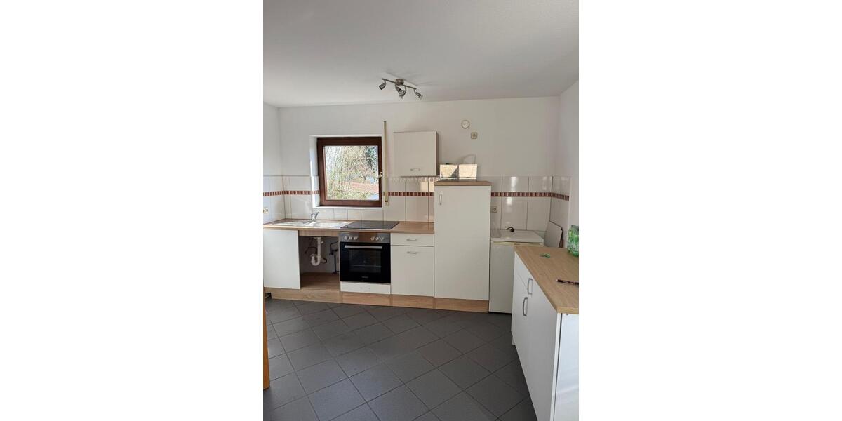 Etagenwohnung Ranstadt - 2 Zimmer, 89 m&sup2;, 890&euro; | Angebot:25918766
