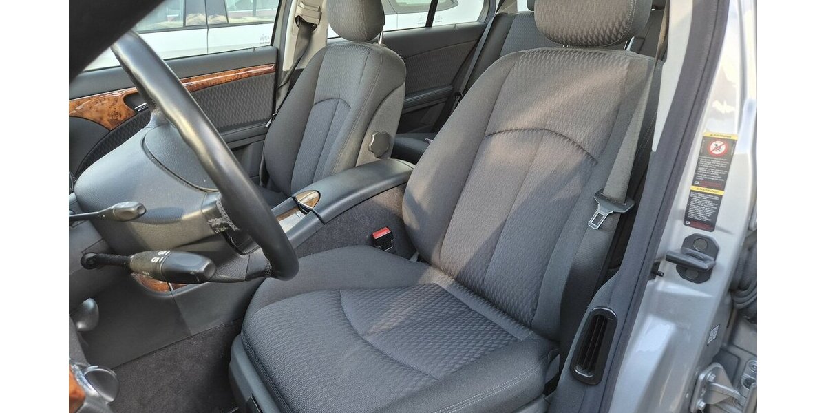 Mercedes-Benz E 220 T CDI Elegance, Klima, Automatik, Navigation 134.668 km 7.990 &euro; Rodgau 63110