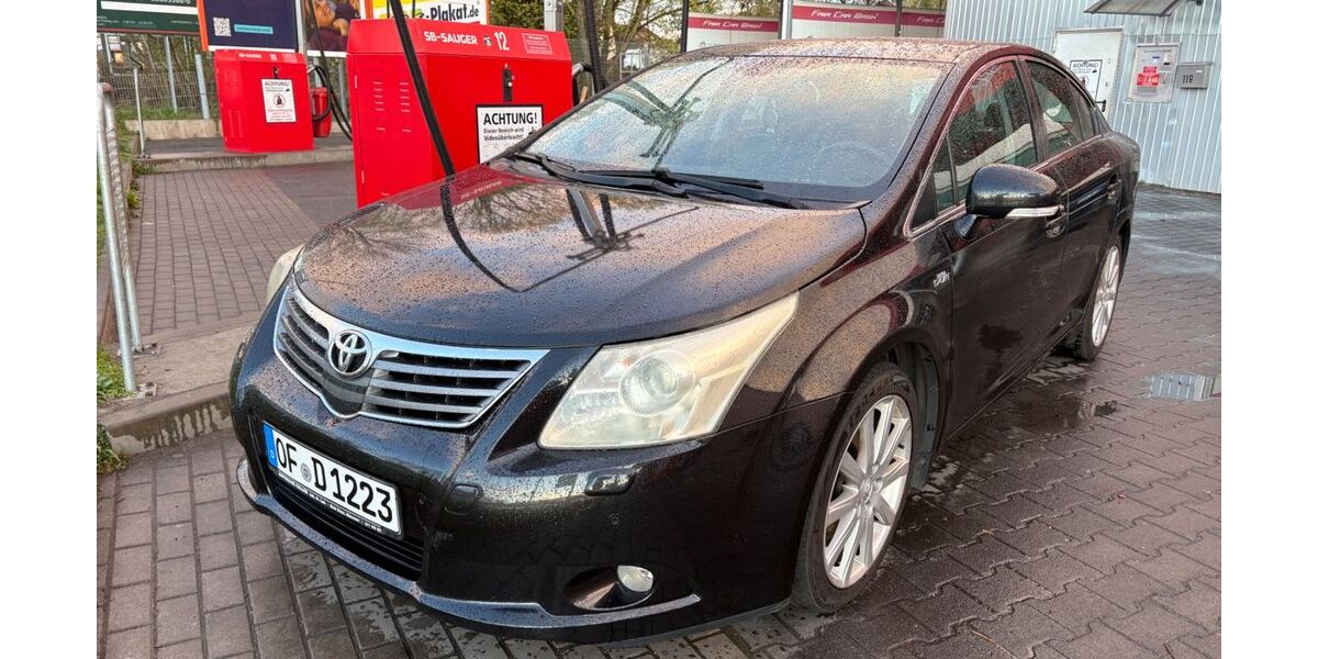 Toyota Avensis 230.000 km 4.000 &euro; Offenbach 63071