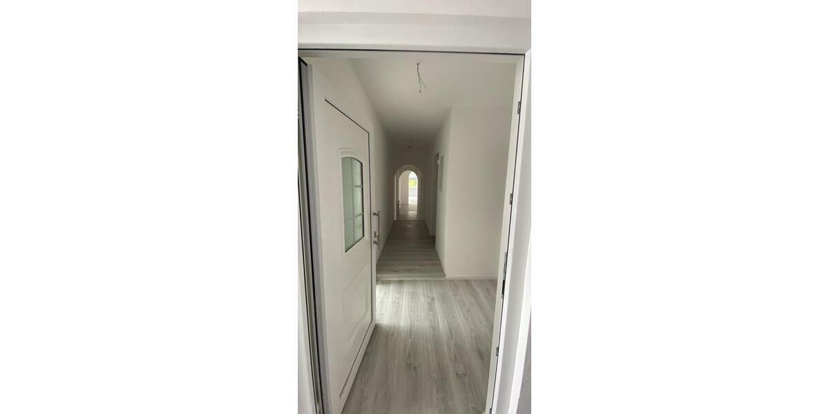 Etagenwohnung Altenstadt - 5.5 Zimmer, 125 m&sup2;, 1.450&euro; | Angebot:25994572