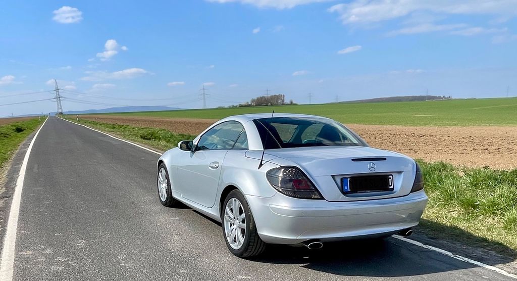 Mercedes-Benz SLK 200 88.300 km 10.500 &euro; Niddatal 61194