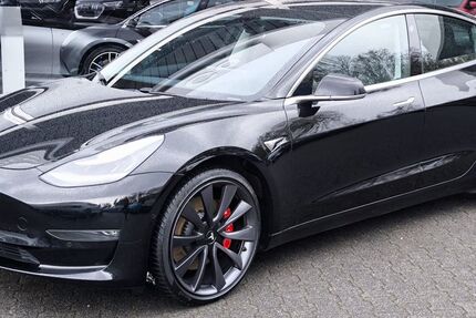 Tesla Model 3 119.772 km 23.750 &euro; Dieburg 64807