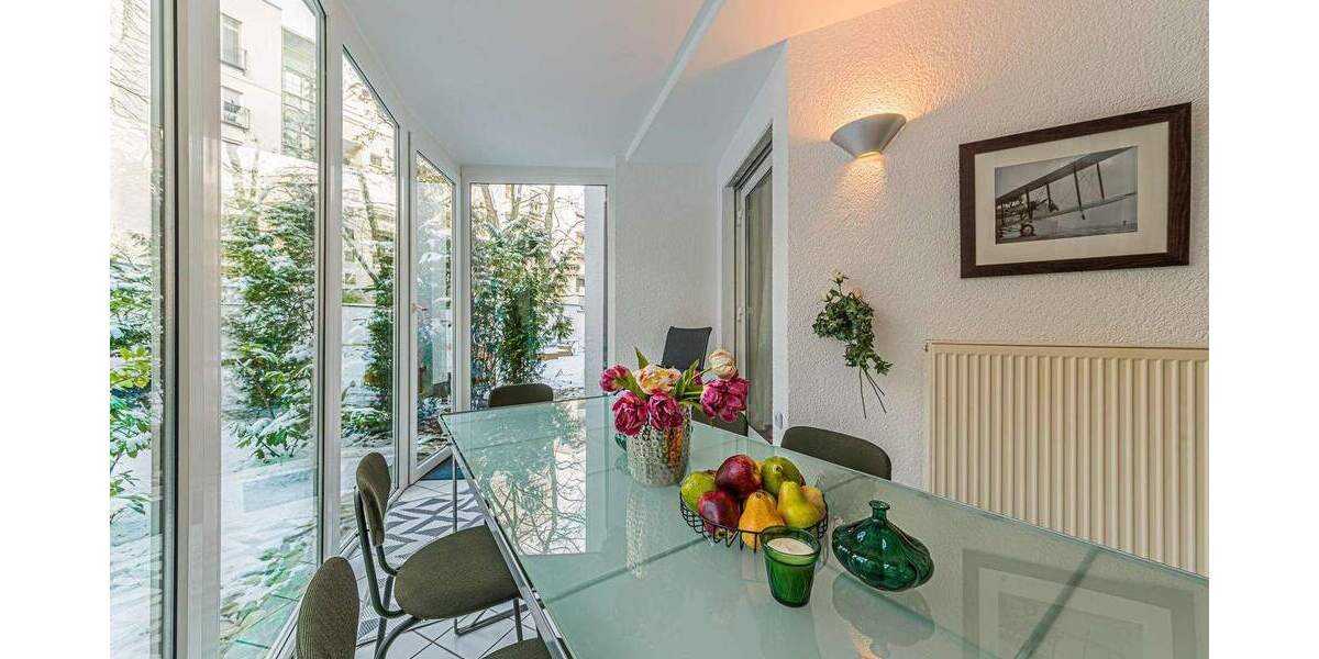 Etagenwohnung Frankfurt am Main Westend-Süd - 2 Zimmer, 70 m&sup2;, 2.090&euro; | Angebot:25661907