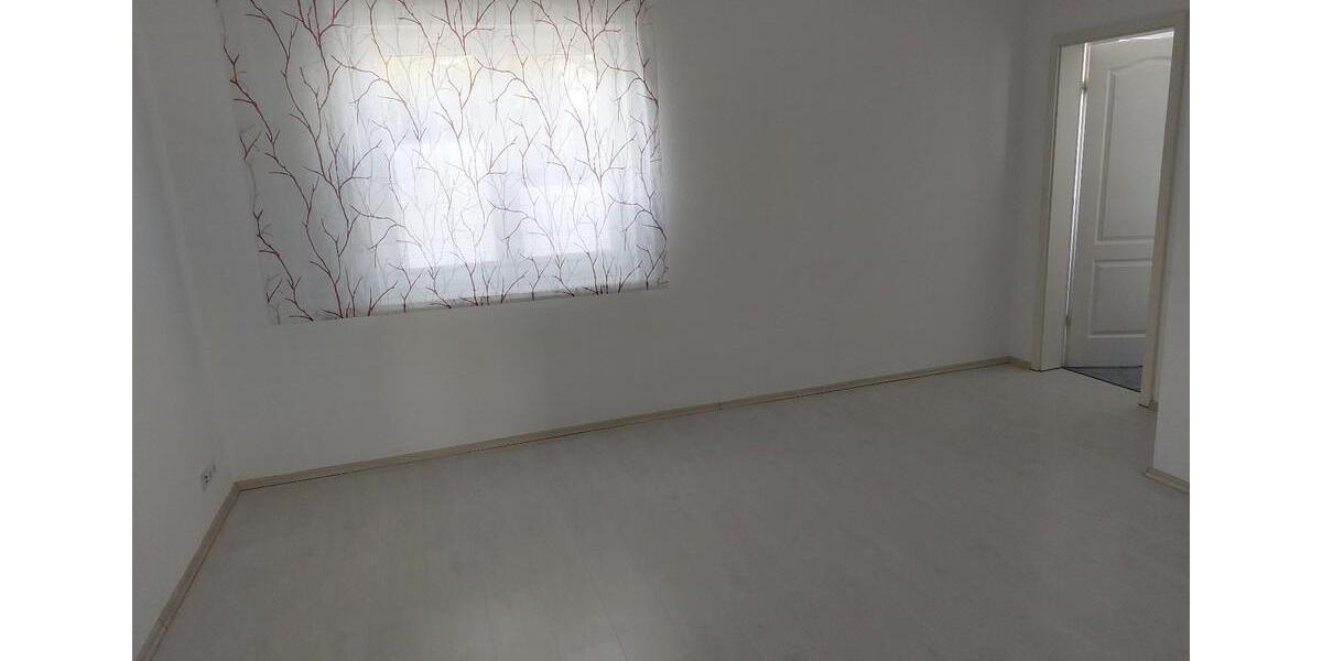 Terrassenwohnung Frankfurt am Main Bergen-Enkheim - 3 Zimmer, 120 m&sup2;, 1.950&euro; | Angebot:25977548