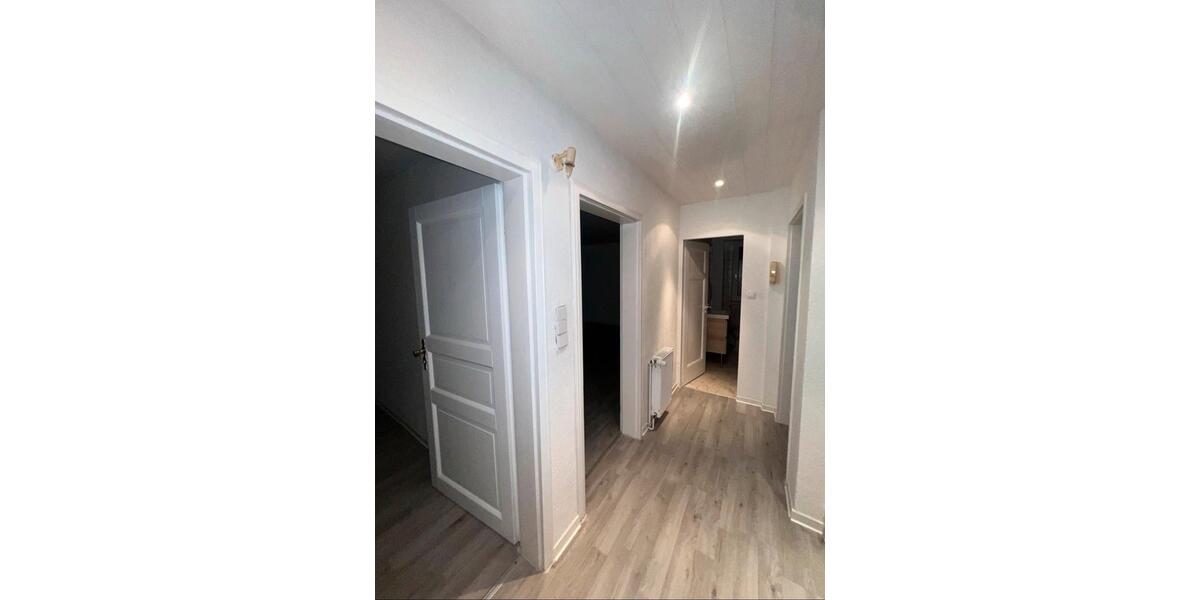 Etagenwohnung Karben - 4 Zimmer, 150 m&sup2;, 1.500&euro; | Angebot:25343839