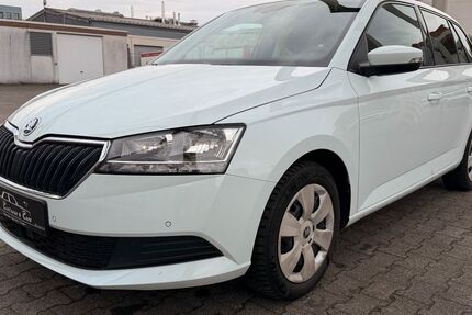 Skoda Fabia 121.875 km 9.990 &euro; Neu-Isenburg 63263