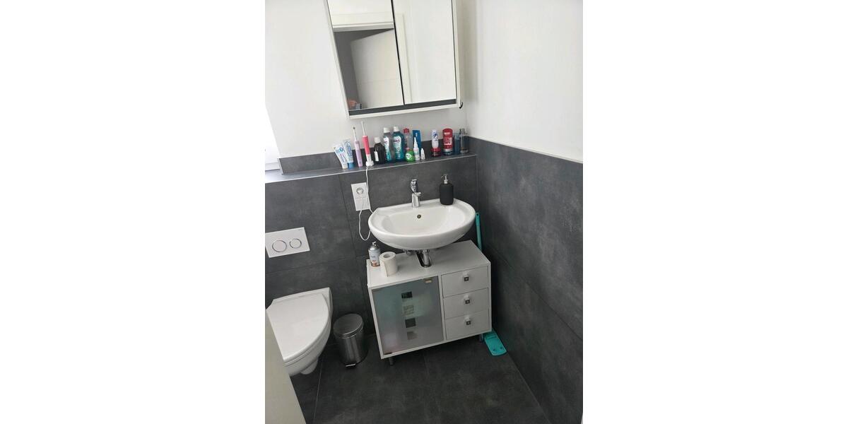 Erdgeschoßwohnung Bad Vilbel - 1.5 Zimmer, 27 m&sup2;, 800&euro; | Angebot:25903906