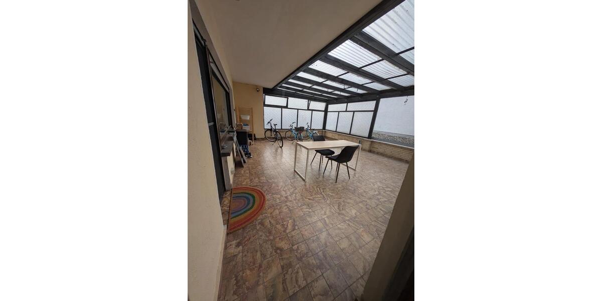 Erdgeschoßwohnung Bad Vilbel - 3 Zimmer, 94 m&sup2;, 1.300&euro; | Angebot:25900521