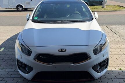 Kia pro ceed / ProCeed 115.553 km 12.800 &euro; Stockstadt 63811