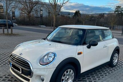 Mini ONE 80.000 km 10.450 &euro; Frankfurt am Main 60385