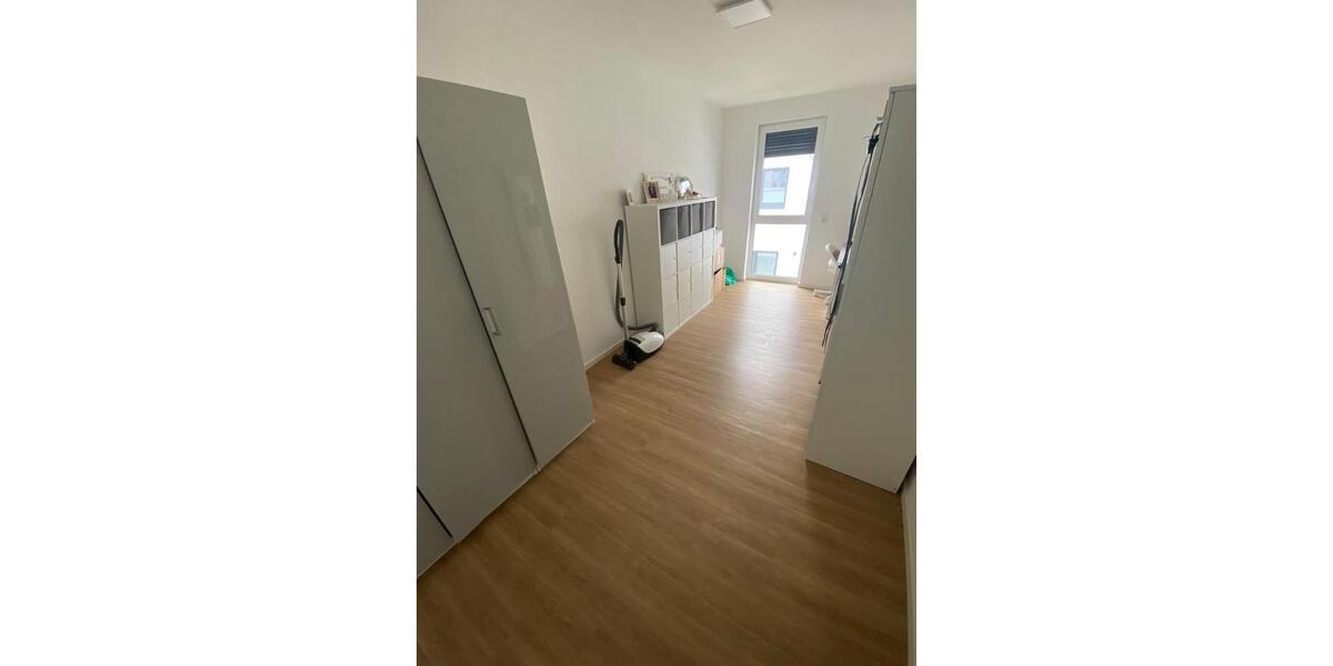 Etagenwohnung Rosbach vor der Höhe - 3 Zimmer, 101 m&sup2;, 1.500&euro; | Angebot:25859871