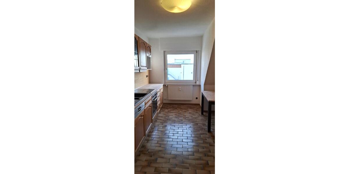 Etagenwohnung Frankfurt am Main Gutleutviertel - 3.5 Zimmer, 100 m&sup2;, 1.600&euro; | Angebot:24833658