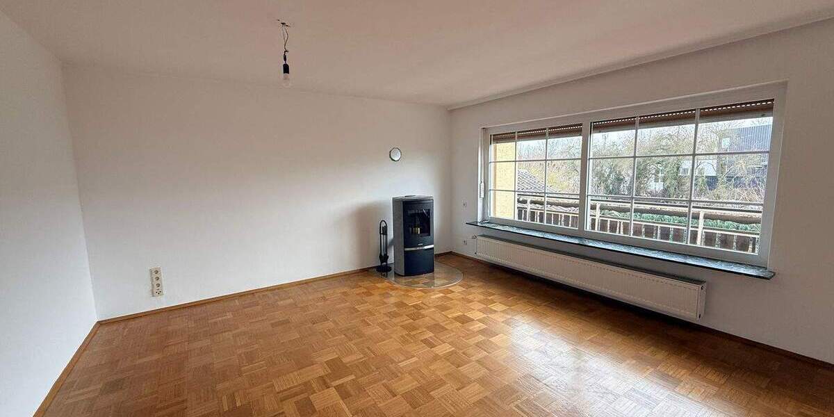 Mehrfamilienhaus, Wohnhaus Niederdorfelden - 8 Zimmer, 850.000&euro; | Angebot:25701227
