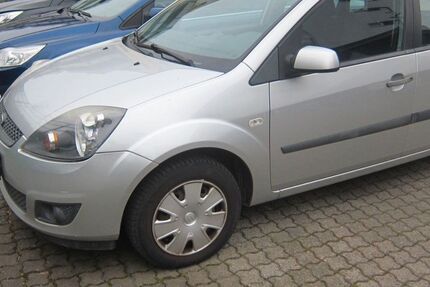 Ford Fiesta 112.567 km 2.999 &euro; Aschaffenburg 63741