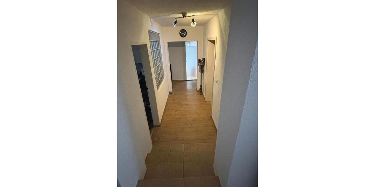 Hochparterre Frankfurt am Main Innenstadt 3 - 3 Zimmer, 100 m&sup2;, 420.000&euro; | Angebot:26875496