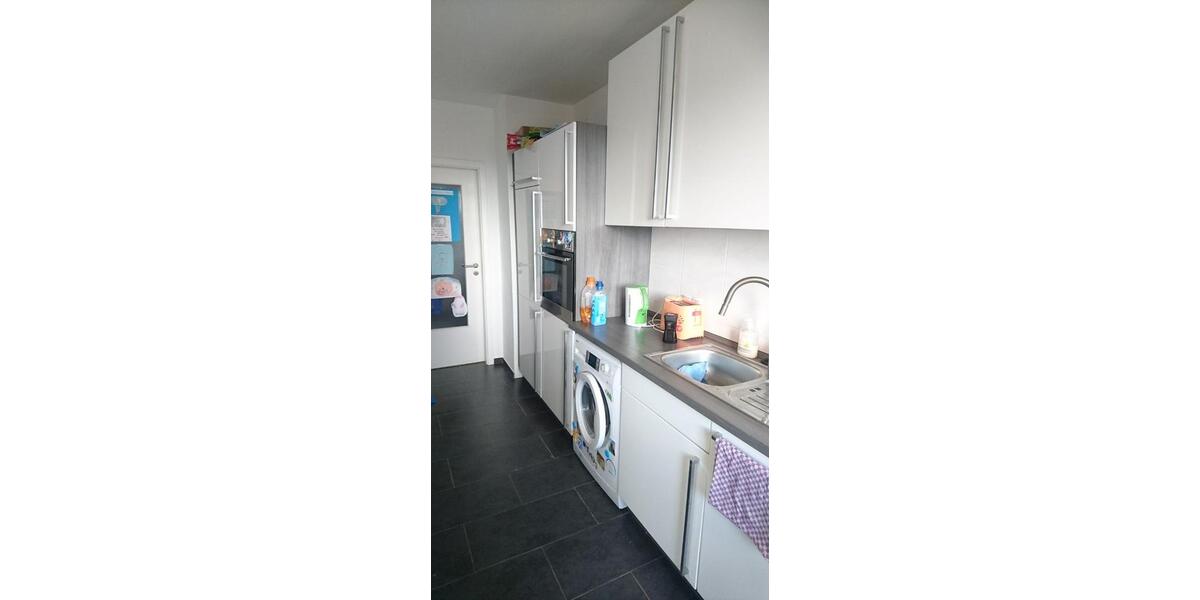 Etagenwohnung Frankfurt am Main Nord-Ost - 3 Zimmer, 82 m&sup2;, 1.200&euro; | Angebot:25632932