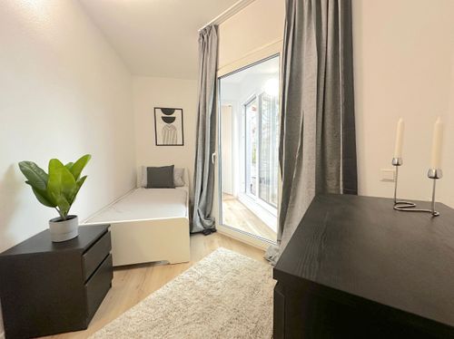 Etagenwohnung Frankfurt am Main Bonames - 1 Zimmer, 15 m&sup2;, 500&euro; | Angebot:25812751