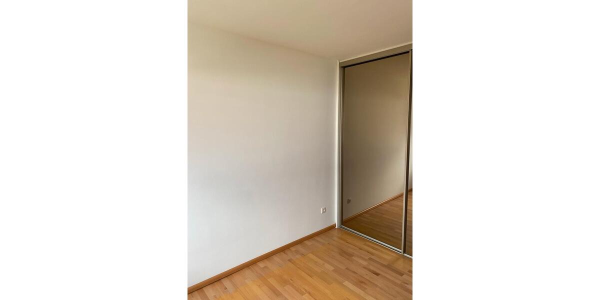 Reihenhaus Bad Vilbel - 4 Zimmer, 106 m&sup2;, 1.950&euro; | Angebot:24713804