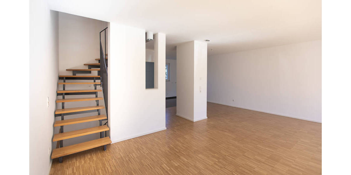 Reihenmittelhaus Bad Homburg Gonzenheim - 6 Zimmer, 169 m&sup2;, 1.100.000&euro; | Angebot:26542752