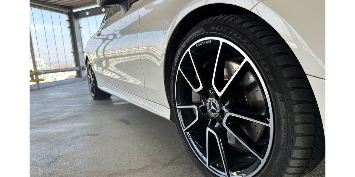 Mercedes-Benz c300 124.000 km 30.000 &euro; Goldbach 63773