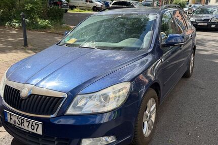 Skoda Octavia 305.000 km 2.599 &euro; Frankfurt 60528