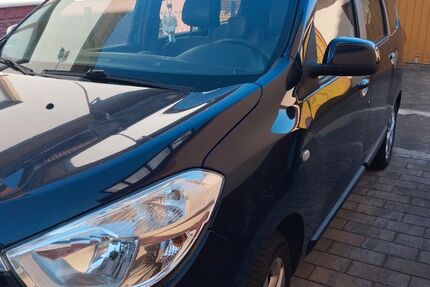 Dacia Lodgy 123.500 km 4.400 &euro; Gründau 63584