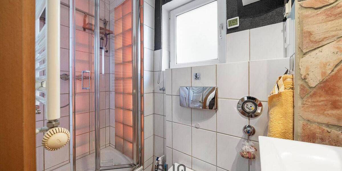 Mehrfamilienhaus, Wohnhaus Offenbach am Main Buchrain - 8 Zimmer, 170 m&sup2;, 580.000&euro; | Angebot:26128232