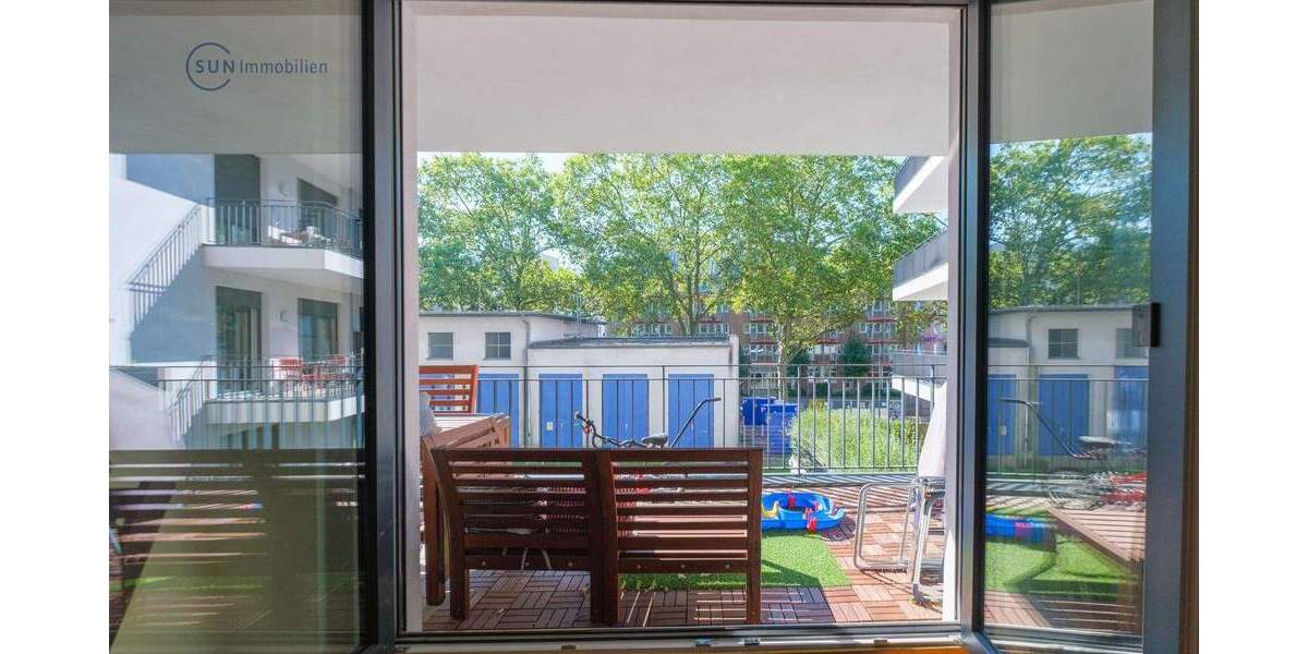 Etagenwohnung Frankfurt am Main Bockenheim - 3 Zimmer, 90 m&sup2;, 2.000&euro; | Angebot:25690955