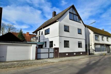 Haus Babenhausen - 6 Zimmer, 220 m&sup2;, 349.000&euro; | Angebot:26082001