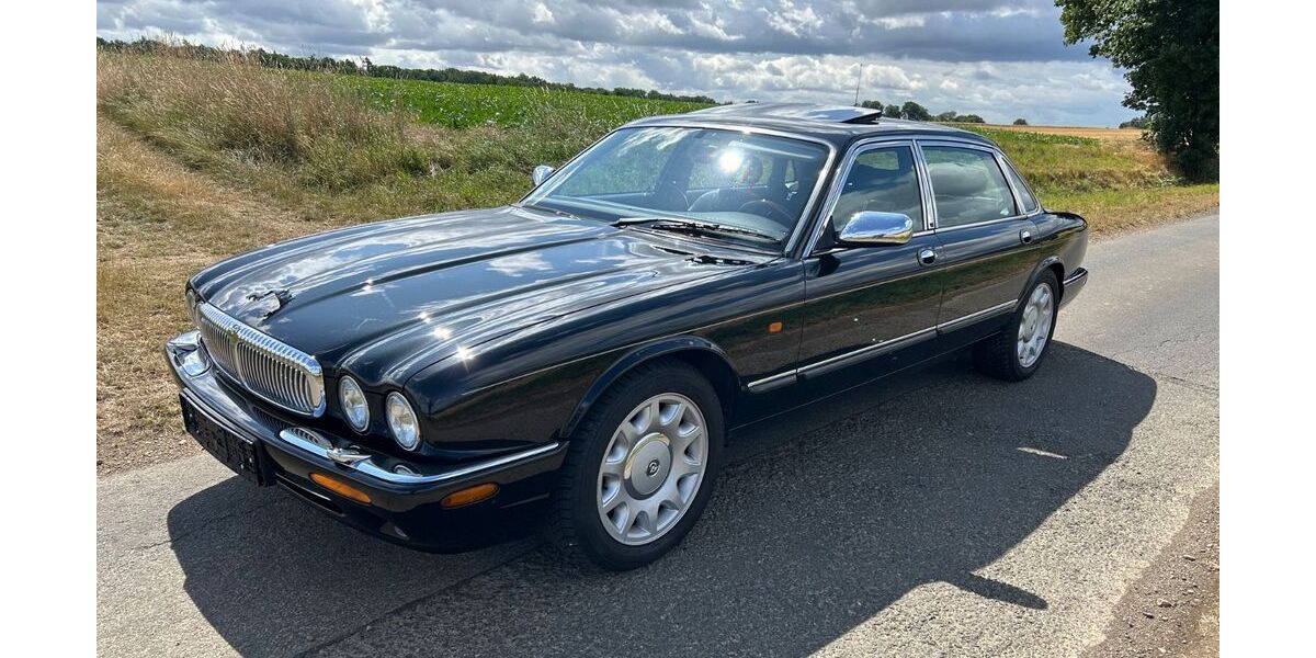 Jaguar Daimler 197.000 km 18.200 &euro; Bad Nauheim 61231