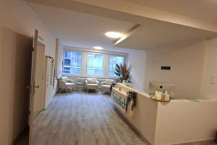 Gewerbeobjekt Frankfurt Innenstadt - 4 Zimmer, 140 m&sup2;, 3.000&euro; | Angebot:25802282