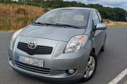 Toyota Yaris 141.238 km 4.250 &euro; Erzhausen 64390