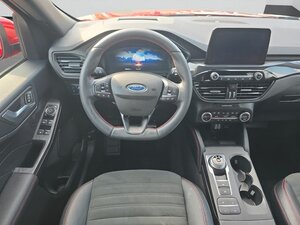 Ford Kuga ST-Line X*Winter*AHK*Styling*Technologie 30.000 km 26.390 &euro; Nidderau 61130